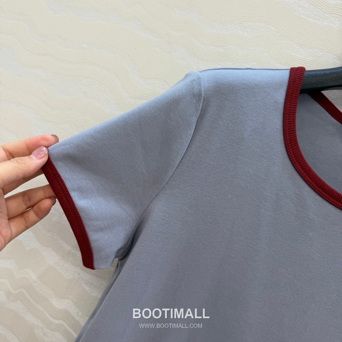 Prada Triangle Logo Cotton T-Shirt White 프라다 트라이앵글 로고 코튼 반팔 티셔츠 화이트 5