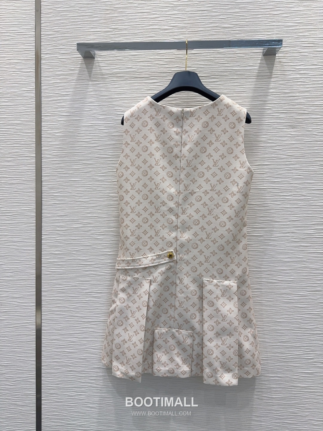 Louis Vuitton Sleeveless A-Line Dress White 루이비통 슬리브리스 A라인 드레스 화이트 9