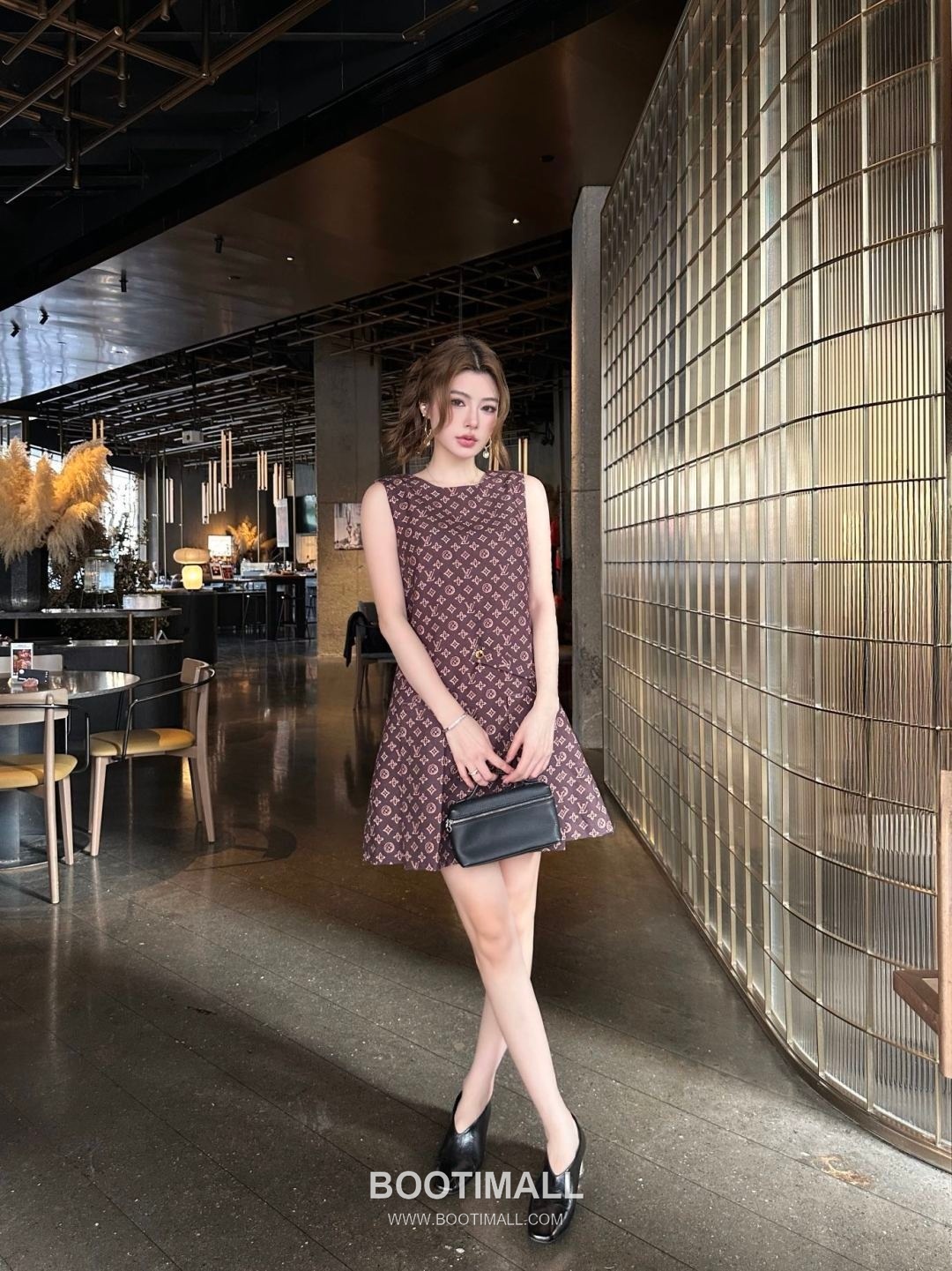 Louis Vuitton Sleeveless A-Line Dress White 루이비통 슬리브리스 A라인 드레스 화이트 11