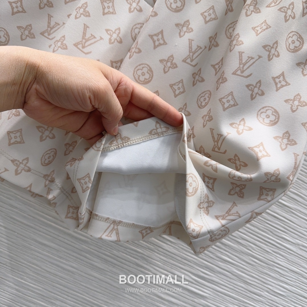 Louis Vuitton Monogram Pattern Cotton Blend Two-Piece Set Beige 루이비통 모노그램 패턴 코튼 블렌드 투피스 세트 베이지 17