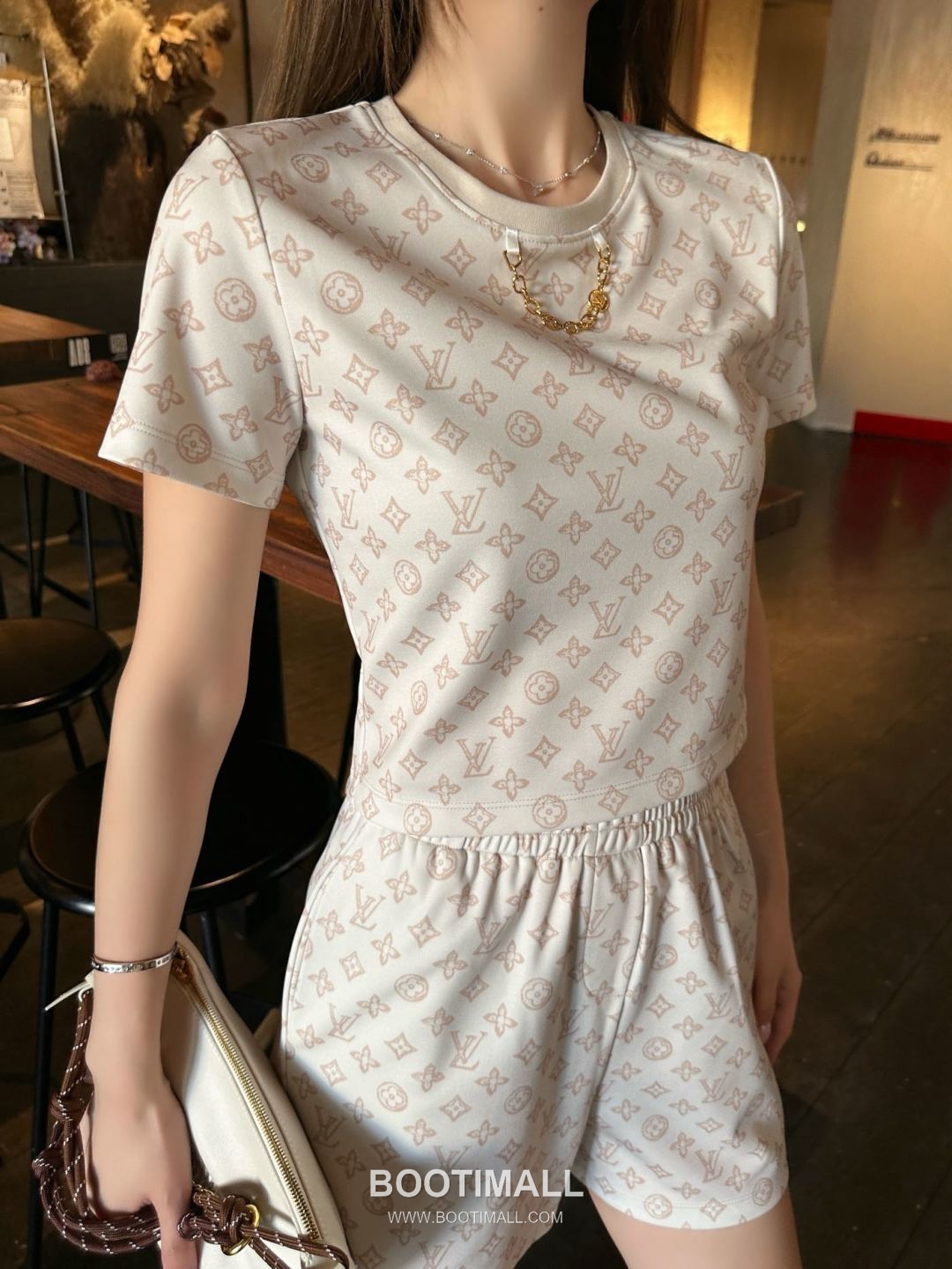 Louis Vuitton Monogram Pattern Cotton Blend Two-Piece Set Beige 루이비통 모노그램 패턴 코튼 블렌드 투피스 세트 베이지 22