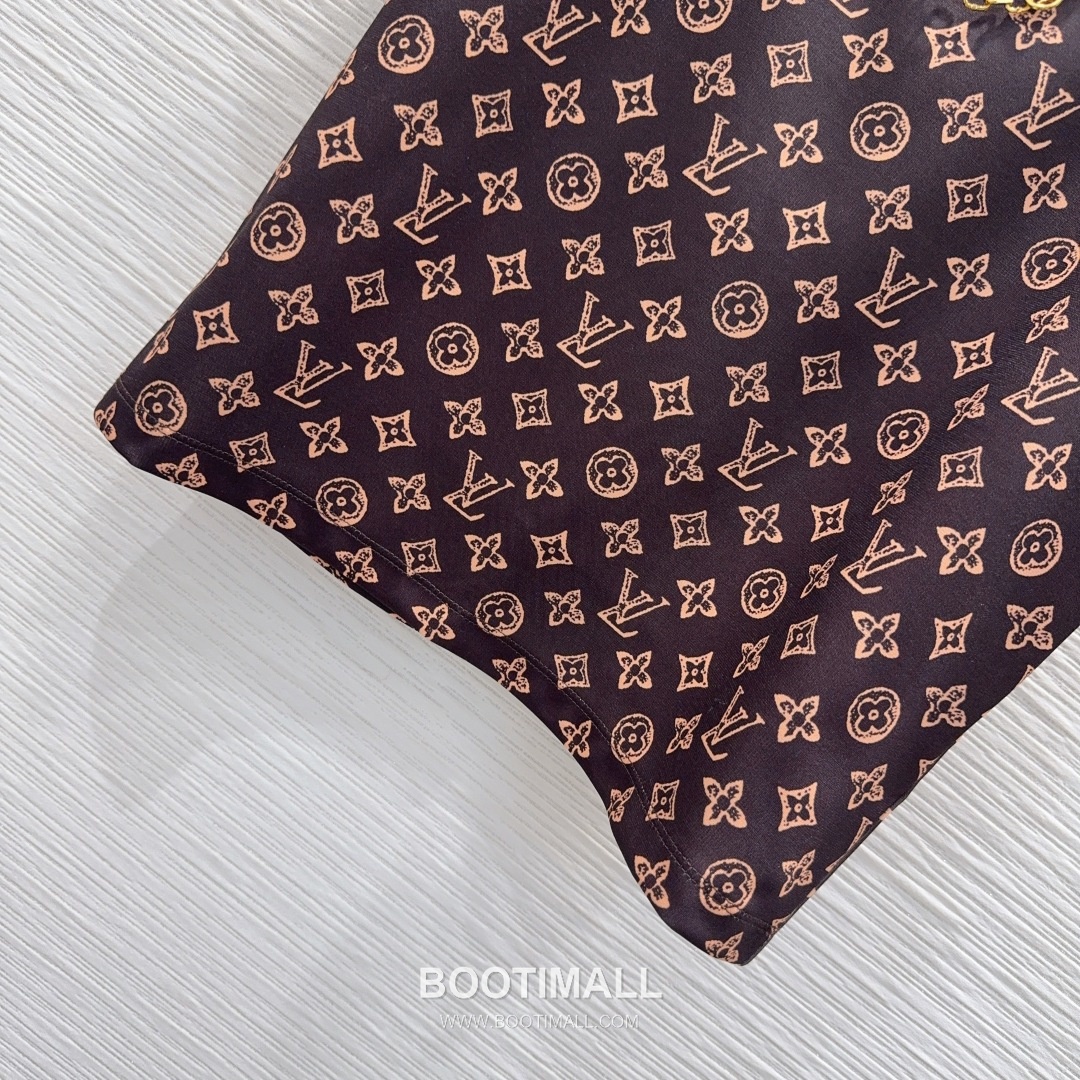 Louis Vuitton Monogram Pattern Cotton Blend Two-Piece Set Beige 루이비통 모노그램 패턴 코튼 블렌드 투피스 세트 베이지 5