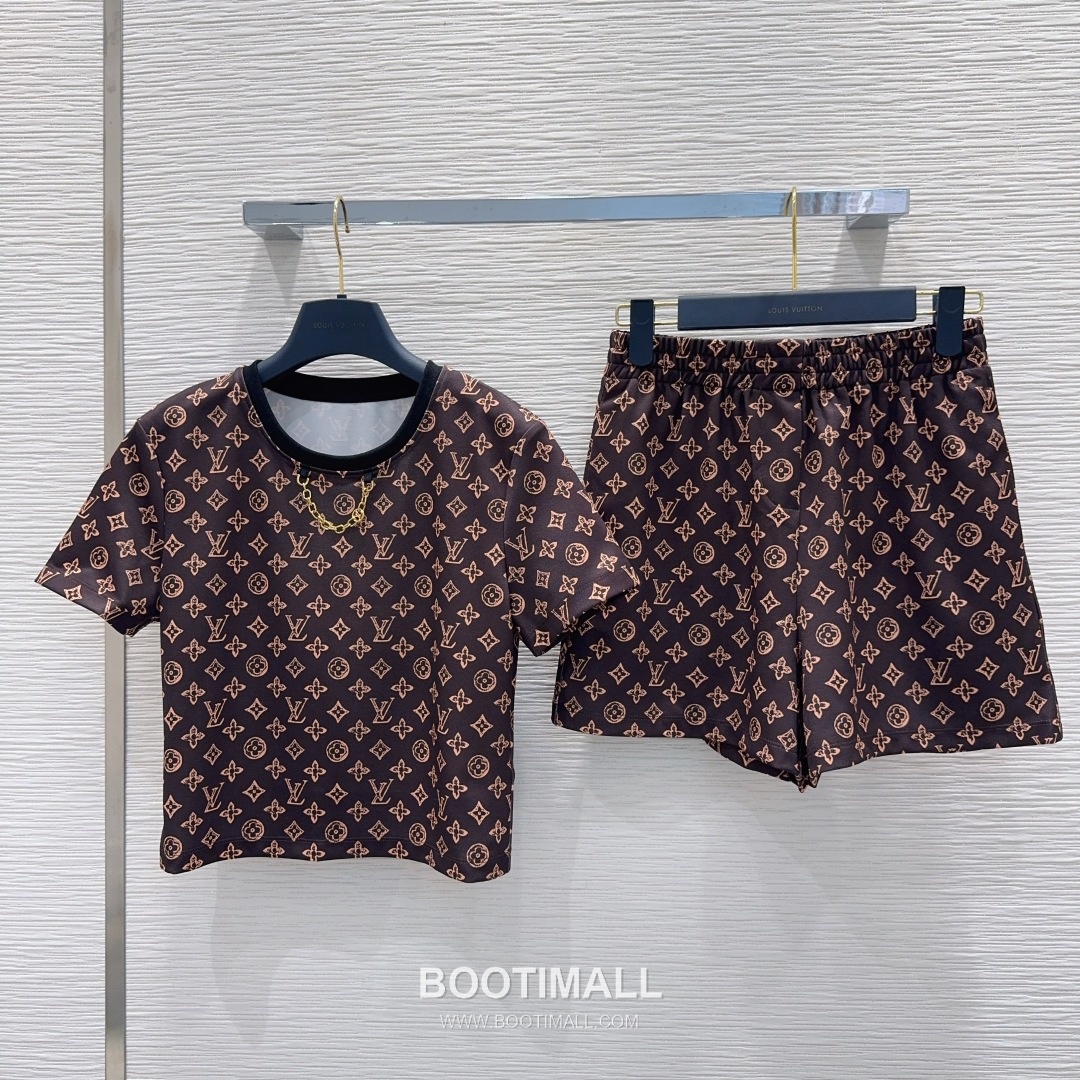 Louis Vuitton Monogram Pattern Cotton Blend Two-Piece Set Beige 루이비통 모노그램 패턴 코튼 블렌드 투피스 세트 베이지 10