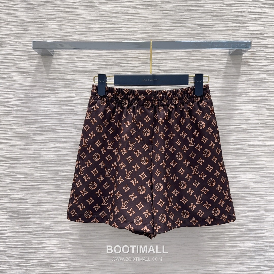 Louis Vuitton Monogram Pattern Cotton Blend Two-Piece Set Beige 루이비통 모노그램 패턴 코튼 블렌드 투피스 세트 베이지 11