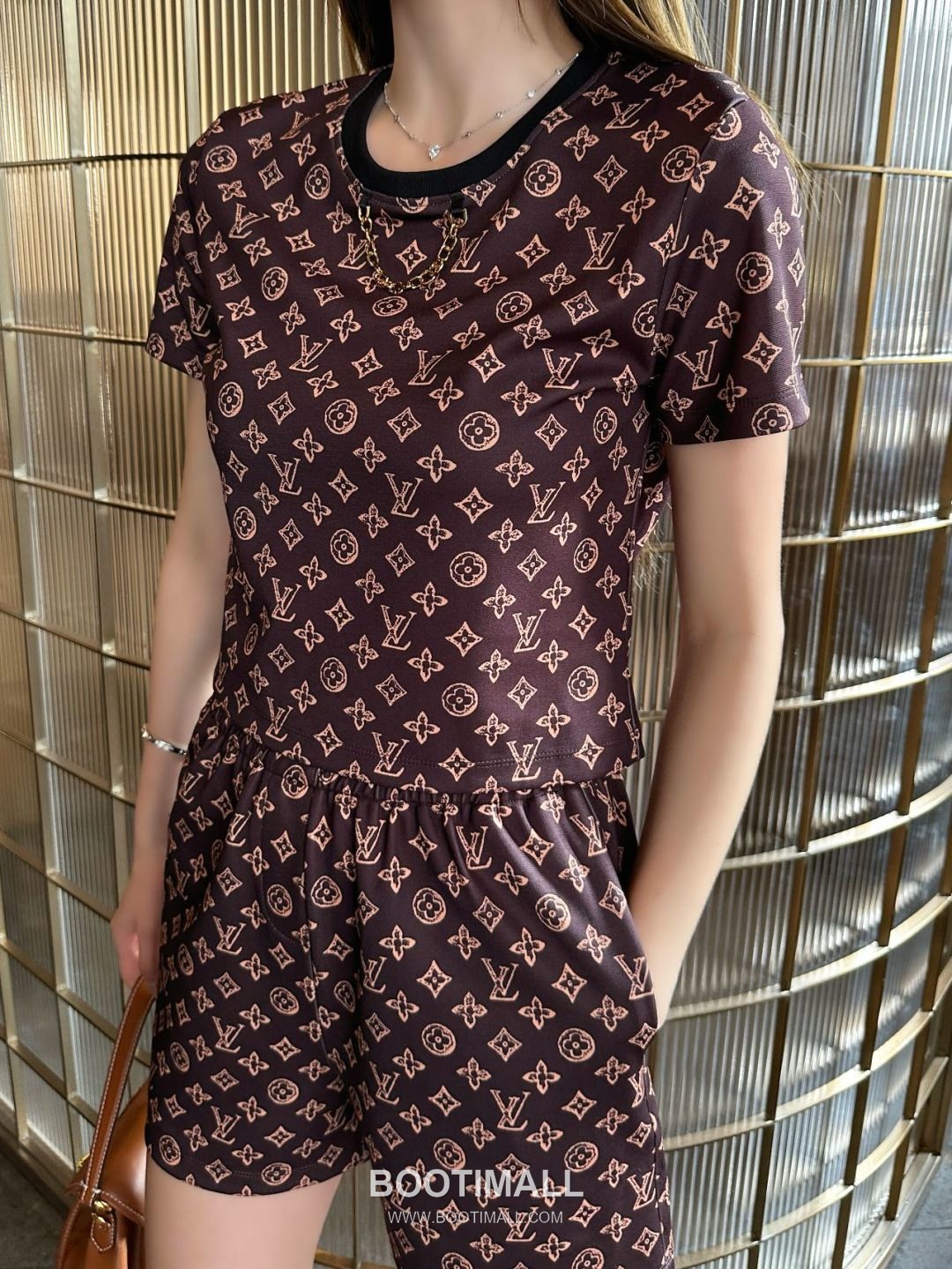 Louis Vuitton Monogram Pattern Cotton Blend Two-Piece Set Beige 루이비통 모노그램 패턴 코튼 블렌드 투피스 세트 베이지 22