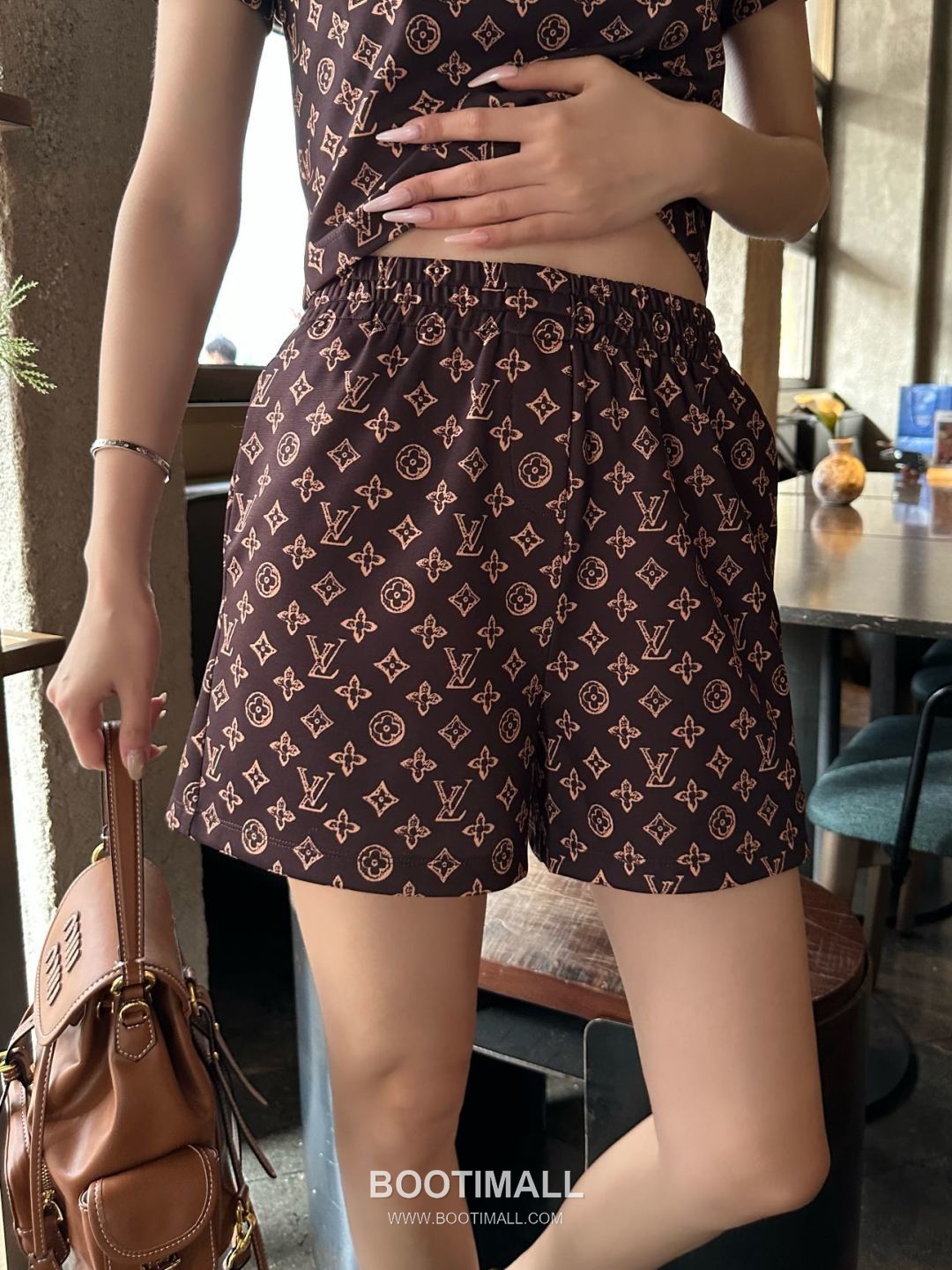 Louis Vuitton Monogram Pattern Cotton Blend Two-Piece Set Beige 루이비통 모노그램 패턴 코튼 블렌드 투피스 세트 베이지 24