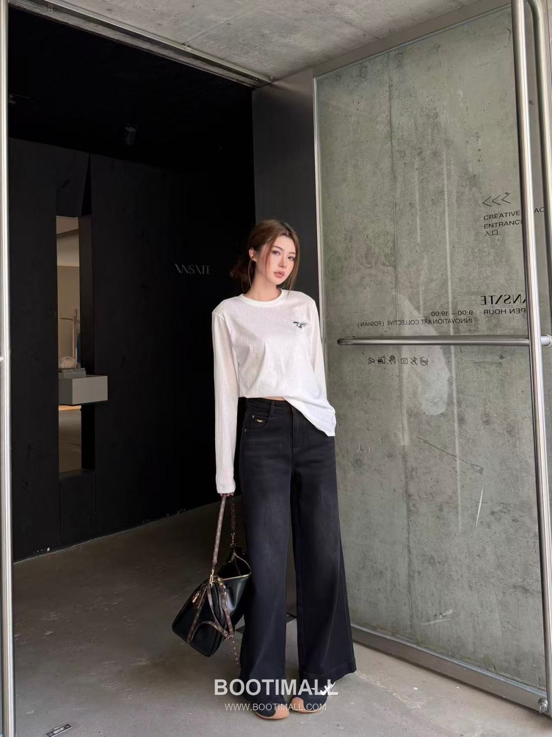 Prada Denim Wide Leg Jeans Black 프라다 데님 와이드 레그 진 블랙 11