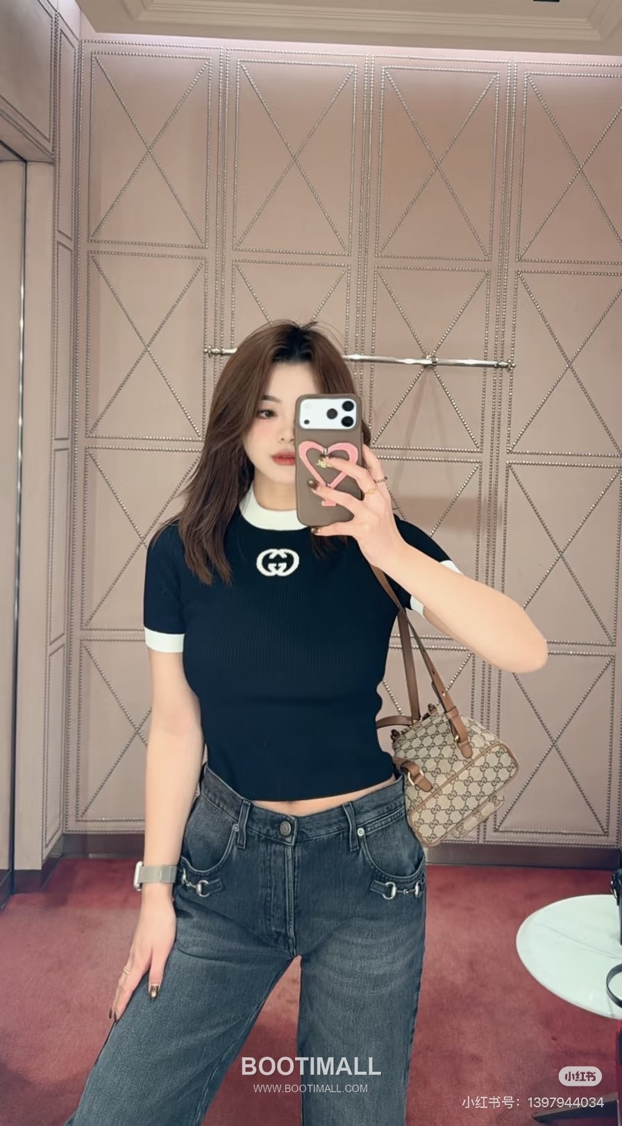 Gucci GG Logo Contrast Knit Short Sleeve Top Black White 구찌 GG 로고 콘트라스트 니트 반팔 티셔츠 블랙 화이트 4