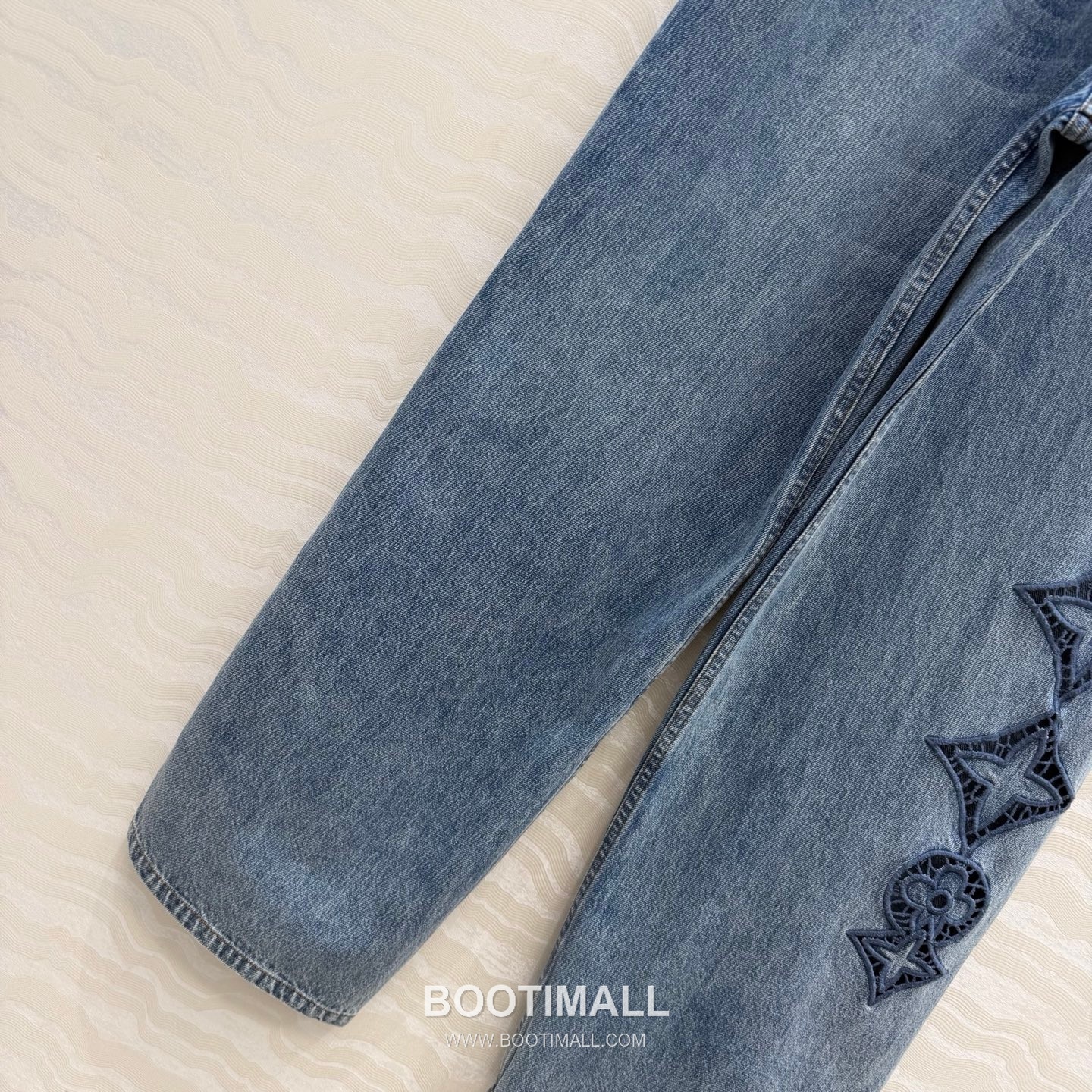 Louis Vuitton Bourgeoise Monogram Embroidered Denim Jeans Blue 루이비통 부르주아 모노그램 자수 데님 진 블루 12
