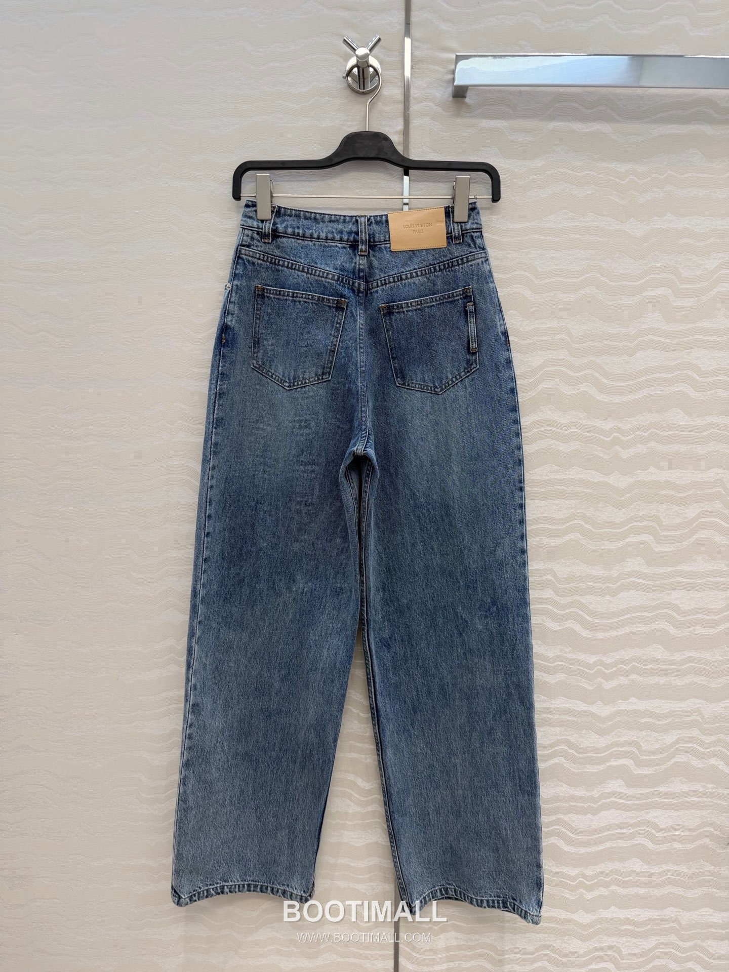 Louis Vuitton Bourgeoise Monogram Embroidered Denim Jeans Blue 루이비통 부르주아 모노그램 자수 데님 진 블루 14