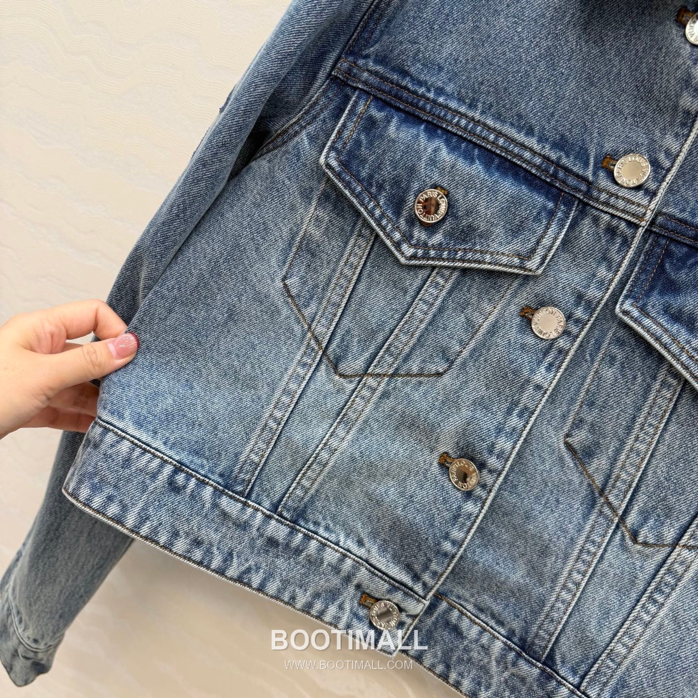 Louis Vuitton BOURGEOISE Monogram Embroidered Denim Jacket Blue 루이비통 부르주아 모노그램 자수 데님 자켓 블루 11