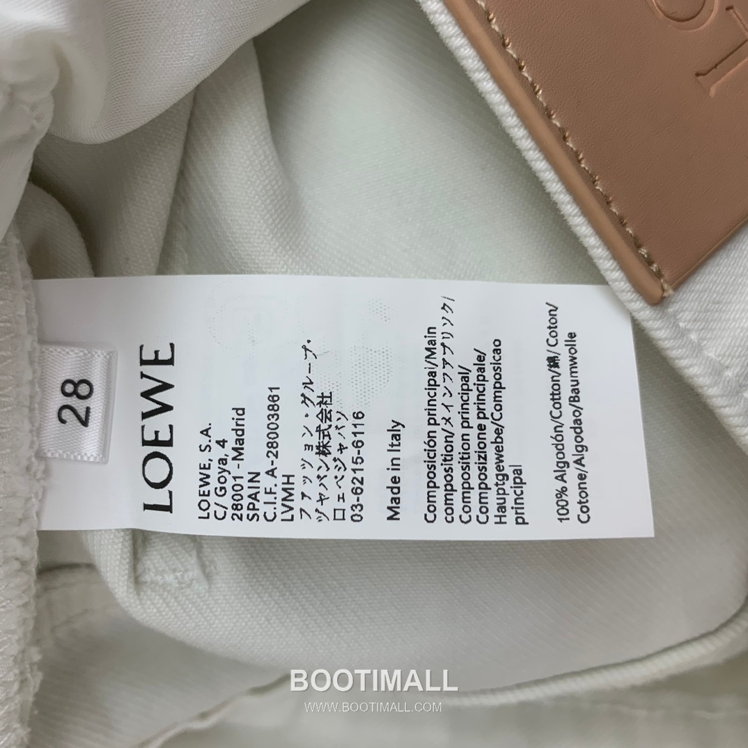 Wide Straight Denim Jeans with Back Pocket Embroidered Logo Blue Light Blue 백 포켓 자수 로고 와이드 스트레이트 데님 진 블루 라이트블루 8