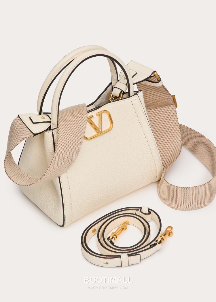 Valentino Garavani VSLING Grained Leather Beige Top Handle Bag 발렌티노 가라바니 브이슬링 그레인드 레더 베이지 탑핸들백 6