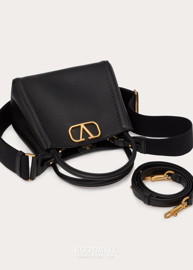 Valentino Garavani VSLING Grained Leather Beige Top Handle Bag 발렌티노 가라바니 브이슬링 그레인드 레더 베이지 탑핸들백 5