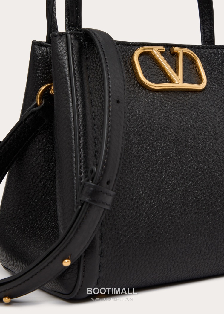 Valentino Garavani VSLING Grained Leather Beige Top Handle Bag 발렌티노 가라바니 브이슬링 그레인드 레더 베이지 탑핸들백 6