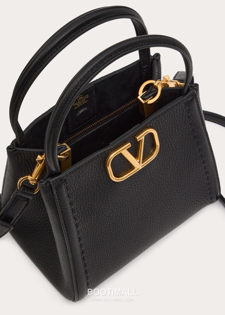 Valentino Garavani VSLING Grained Leather Beige Top Handle Bag 발렌티노 가라바니 브이슬링 그레인드 레더 베이지 탑핸들백 7