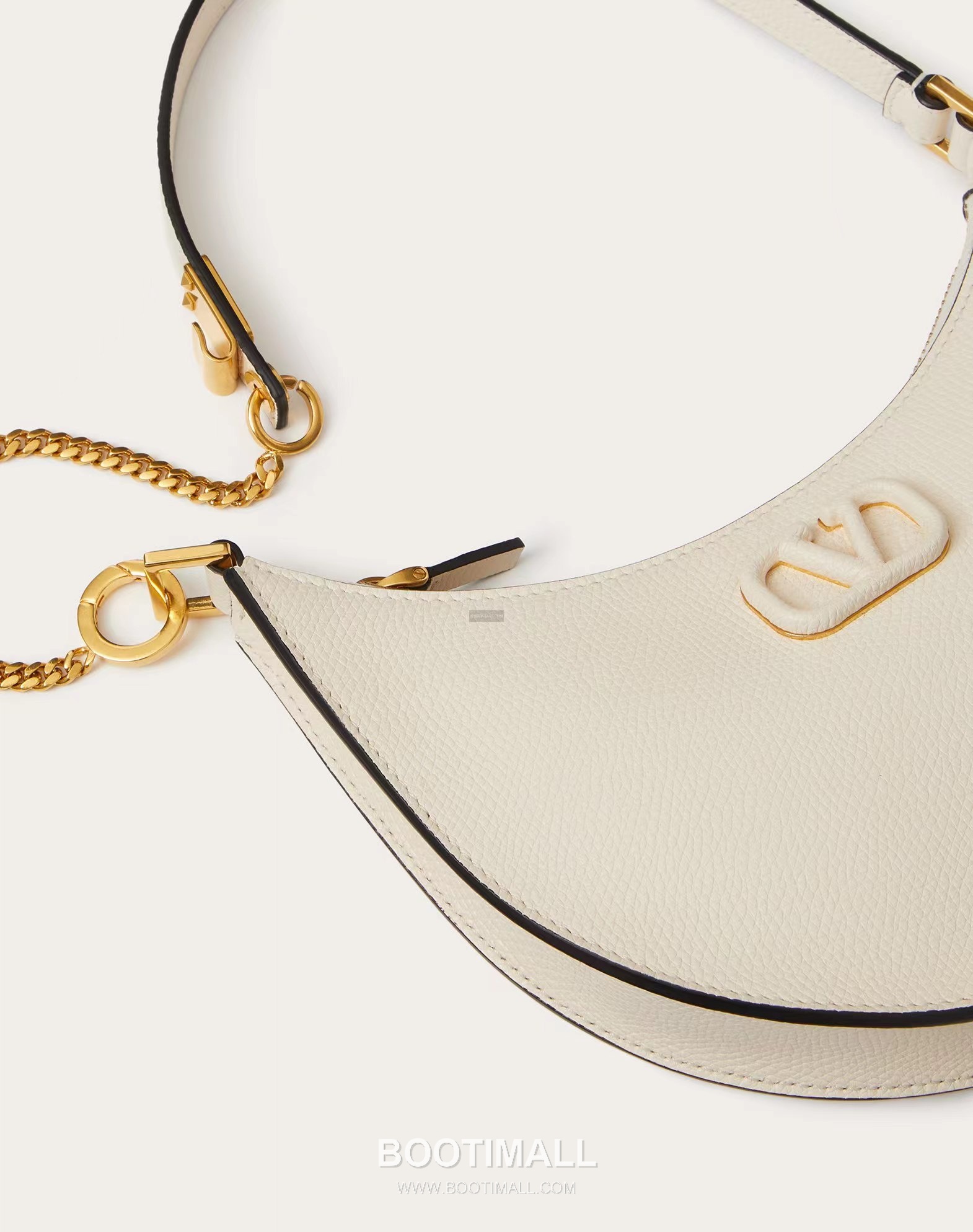 Valentino Supervee Half Moon Leather Hobo Bag 발렌티노 슈퍼비 하프문 레더 호보백 5