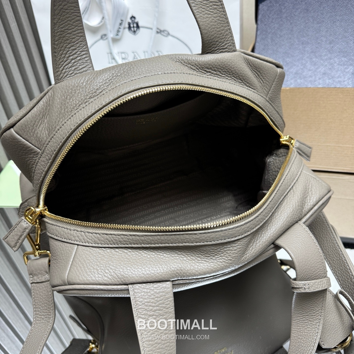 Prada Natural Grain Leather Black Top Handle Bag 프라다 1BB148 천연 그레인 레더 블랙 탑 핸들백 33cm 8