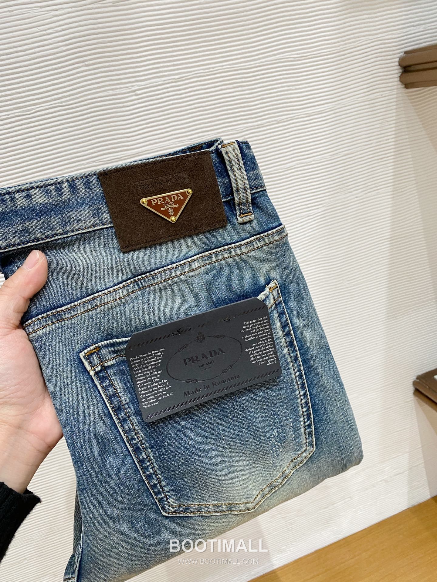 Prada Straight Fit Denim Jeans Blue 프라다 스트레이트 핏 데님 진 블루 1