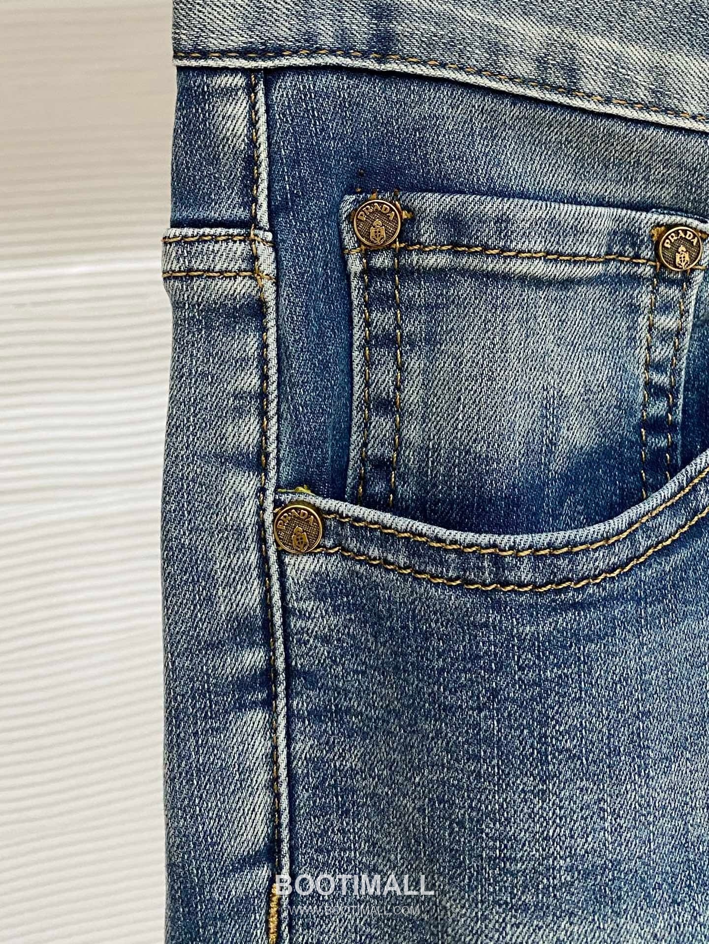 Prada Straight Fit Denim Jeans Blue 프라다 스트레이트 핏 데님 진 블루 5