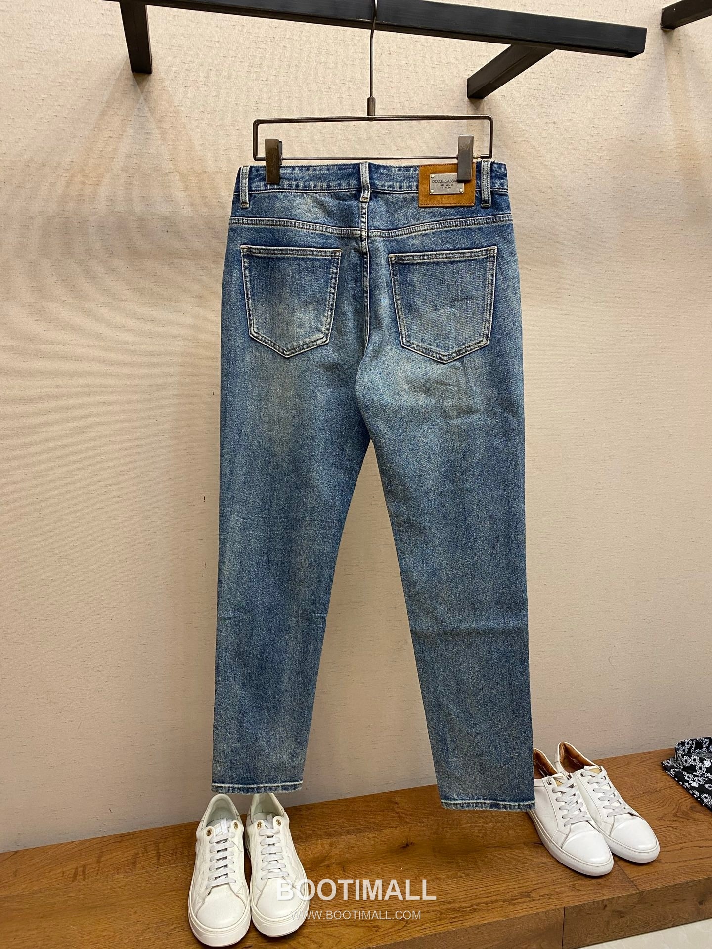 Dolce & Gabbana Slim Fit Denim Jeans Blue 돌체앤가바나 슬림 핏 데님 진 블루 2