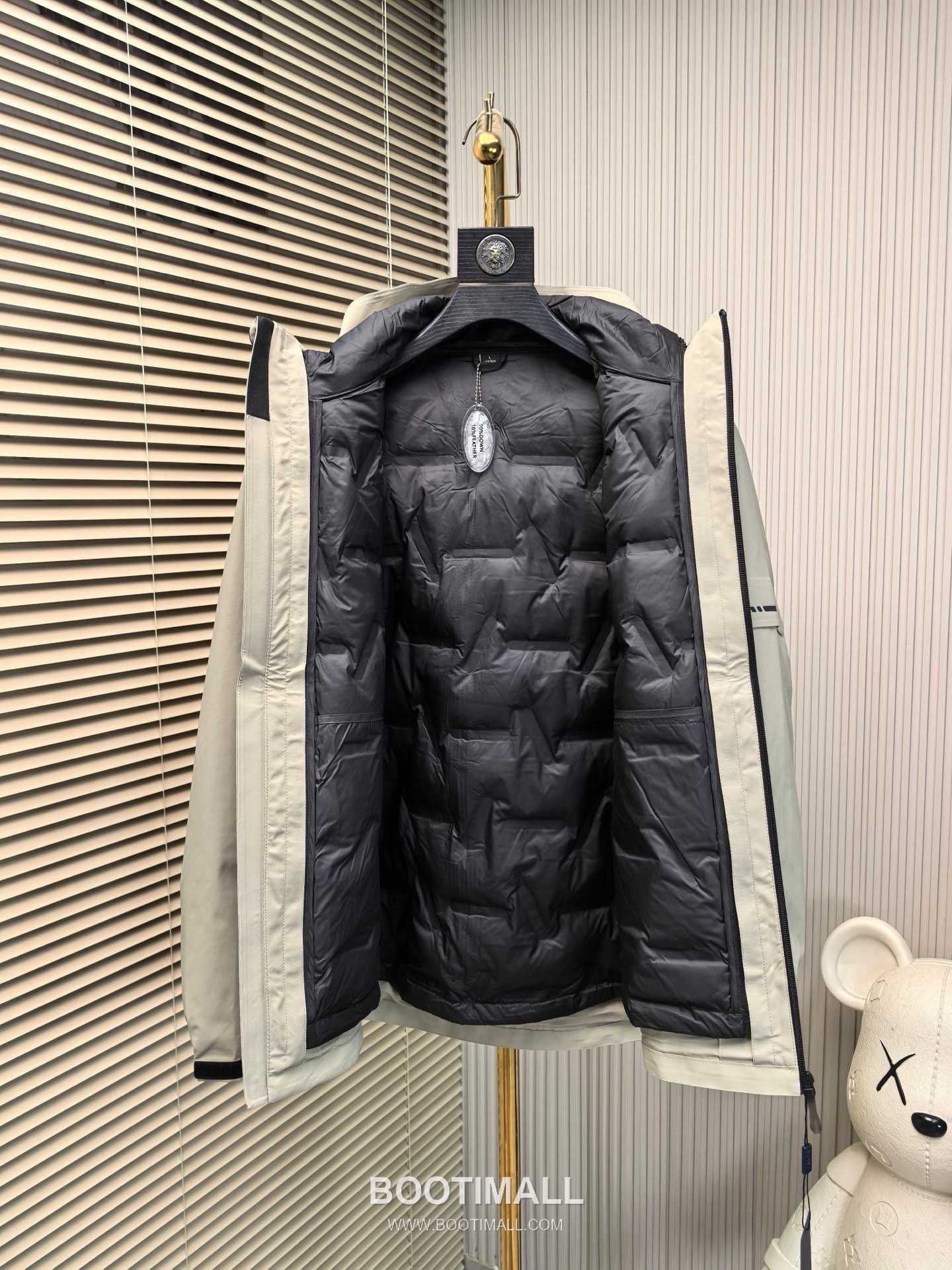 Prada 3-in-1 Down Padded Windbreaker Jacket 프라다 3-in-1 다운 패딩 윈드브레이커 자켓 4