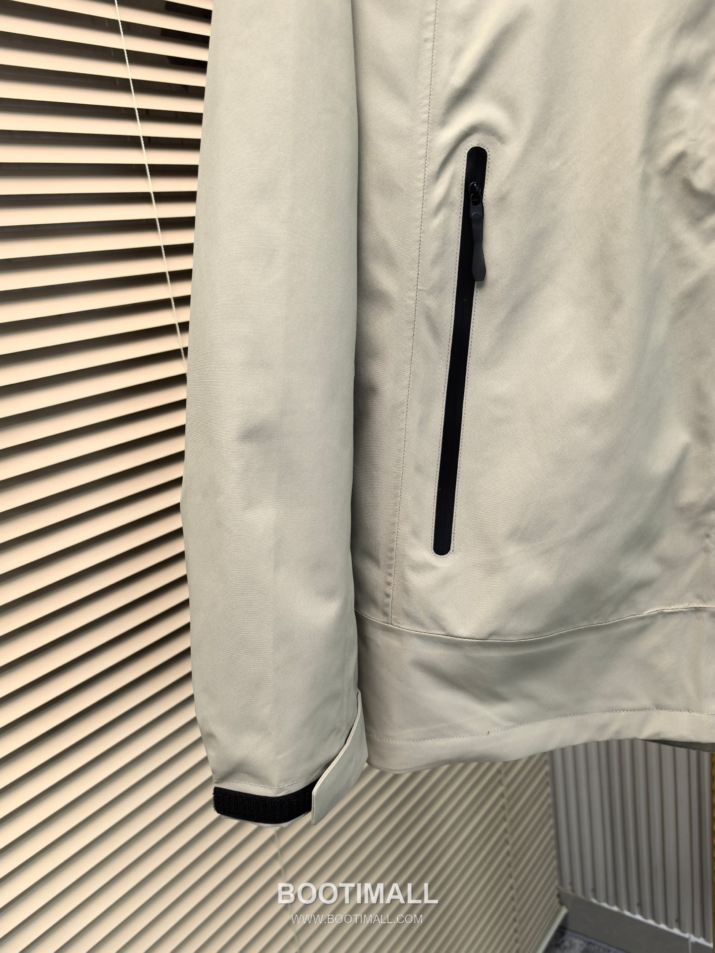Prada 3-in-1 Down Padded Windbreaker Jacket 프라다 3-in-1 다운 패딩 윈드브레이커 자켓 7
