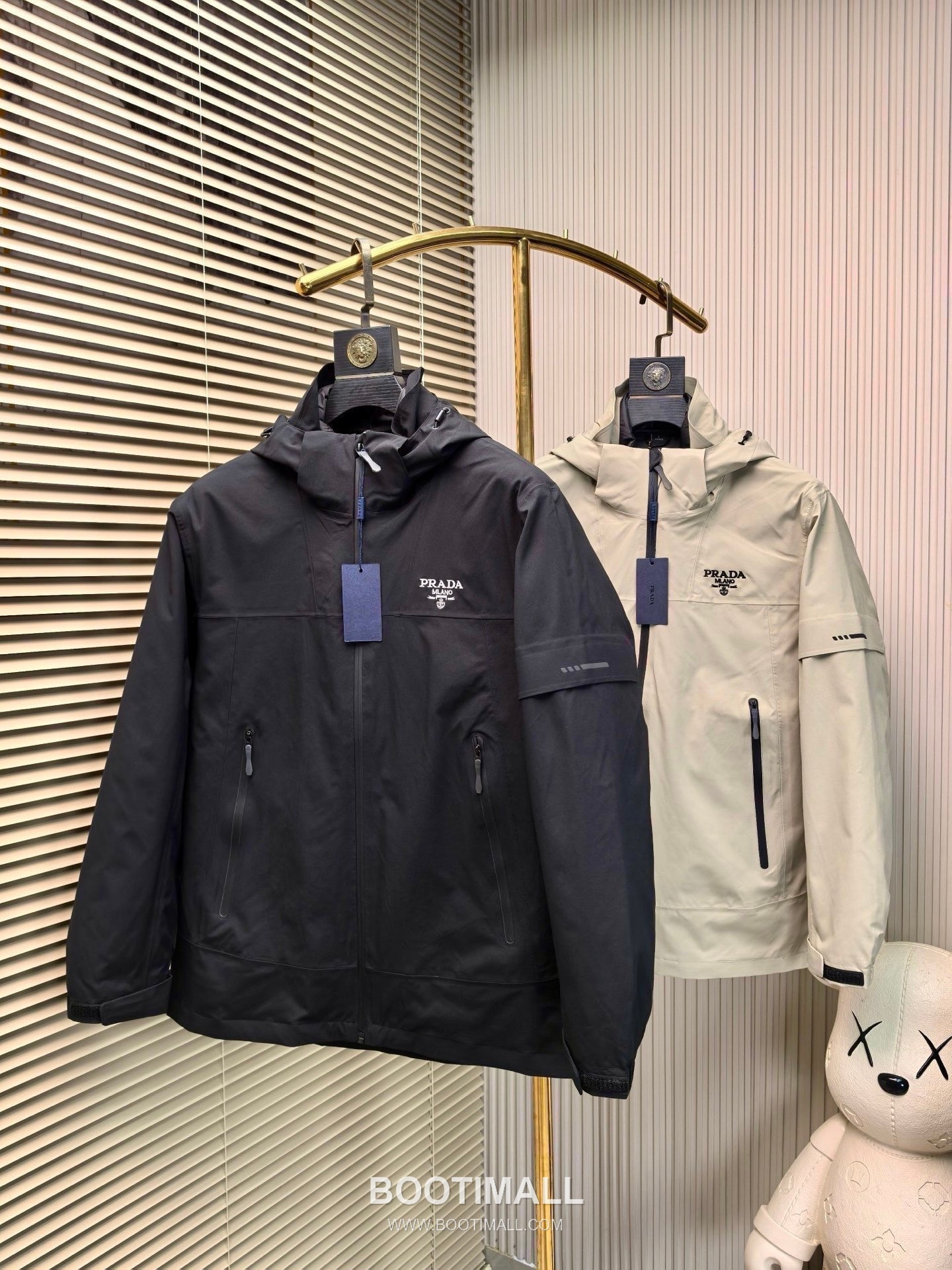 Prada 3-in-1 Down Padded Windbreaker Jacket 프라다 3-in-1 다운 패딩 윈드브레이커 자켓 1