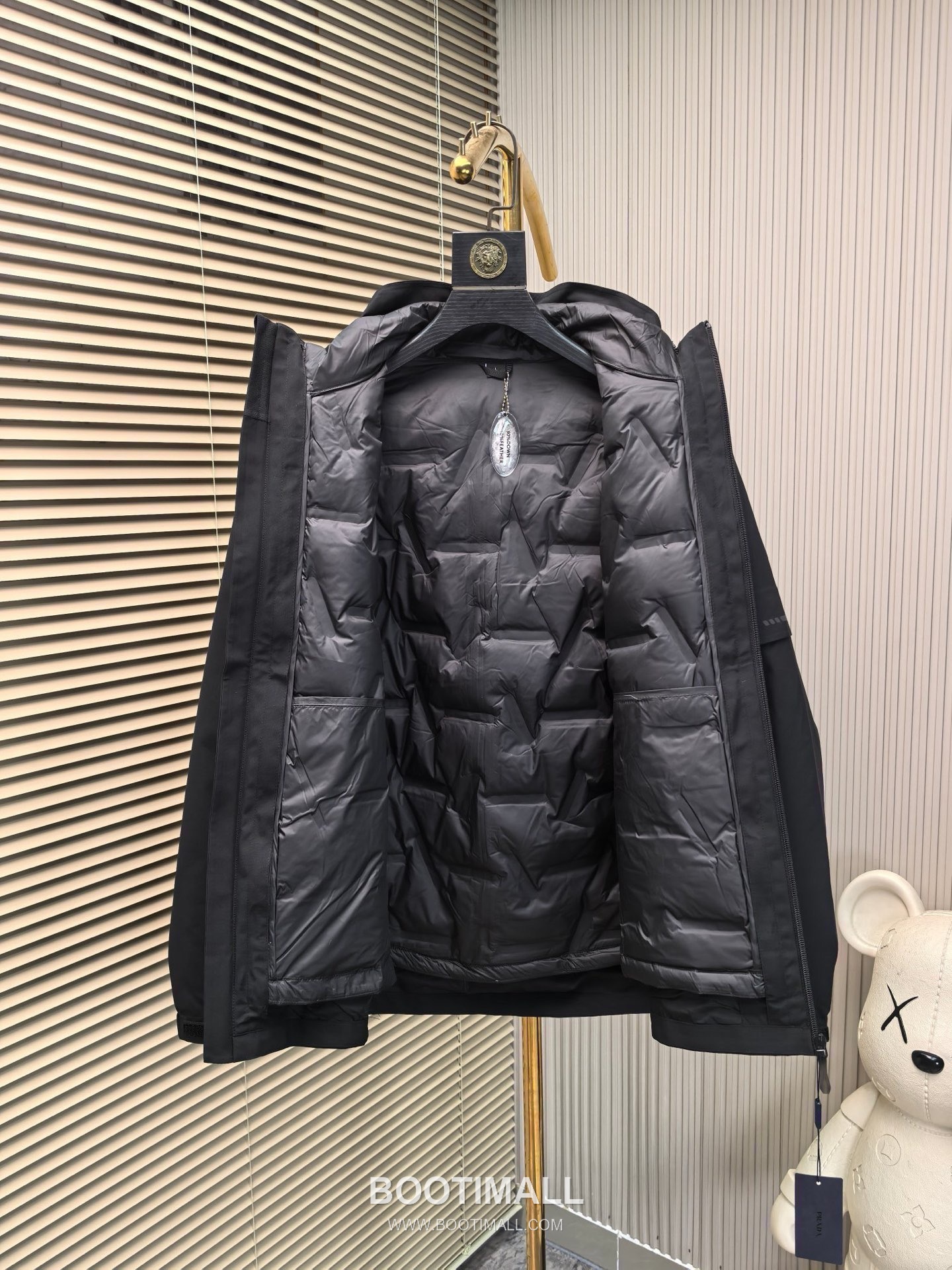 Prada 3-in-1 Down Padded Windbreaker Jacket 프라다 3-in-1 다운 패딩 윈드브레이커 자켓 4