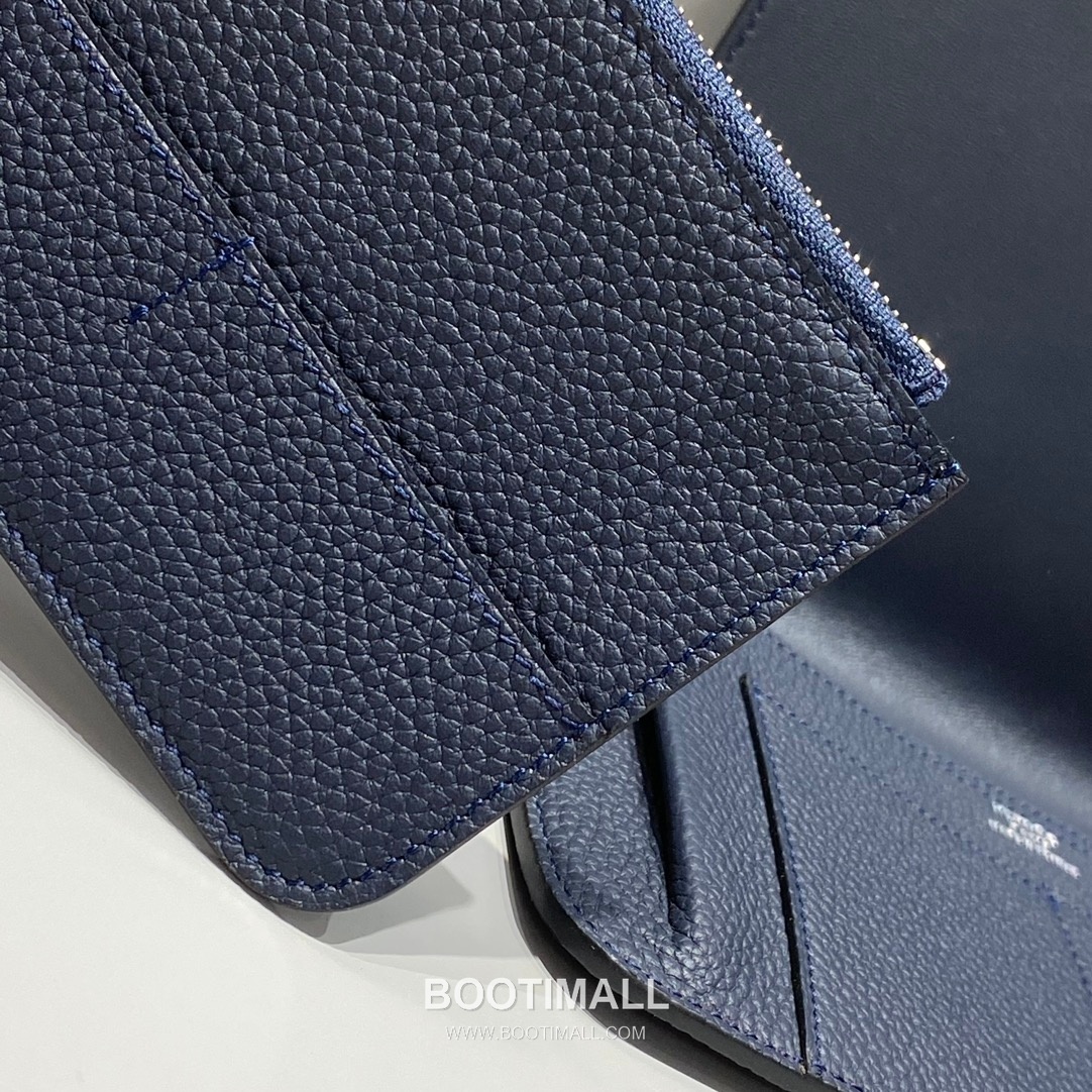 Hermes Togo Leather Passport Holder Navy Blue Wallet 에르메스 토고 레더 여권 케이스 네이비 블루 지갑 20cm 8