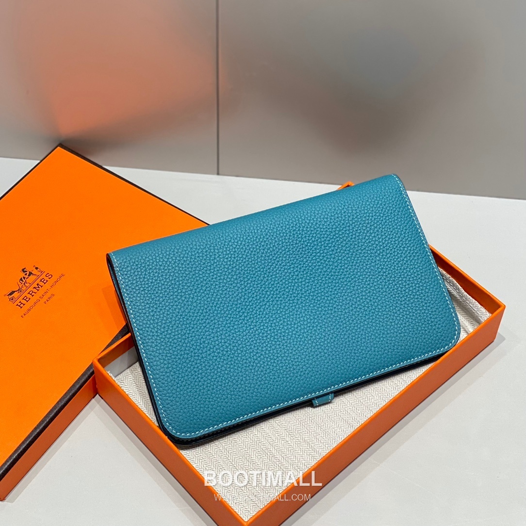 Hermes Togo Passport Holder Denim Blue Leather Wallet 에르메스 토고 여권지갑 475209Q 데님 블루 레더 20cm 3