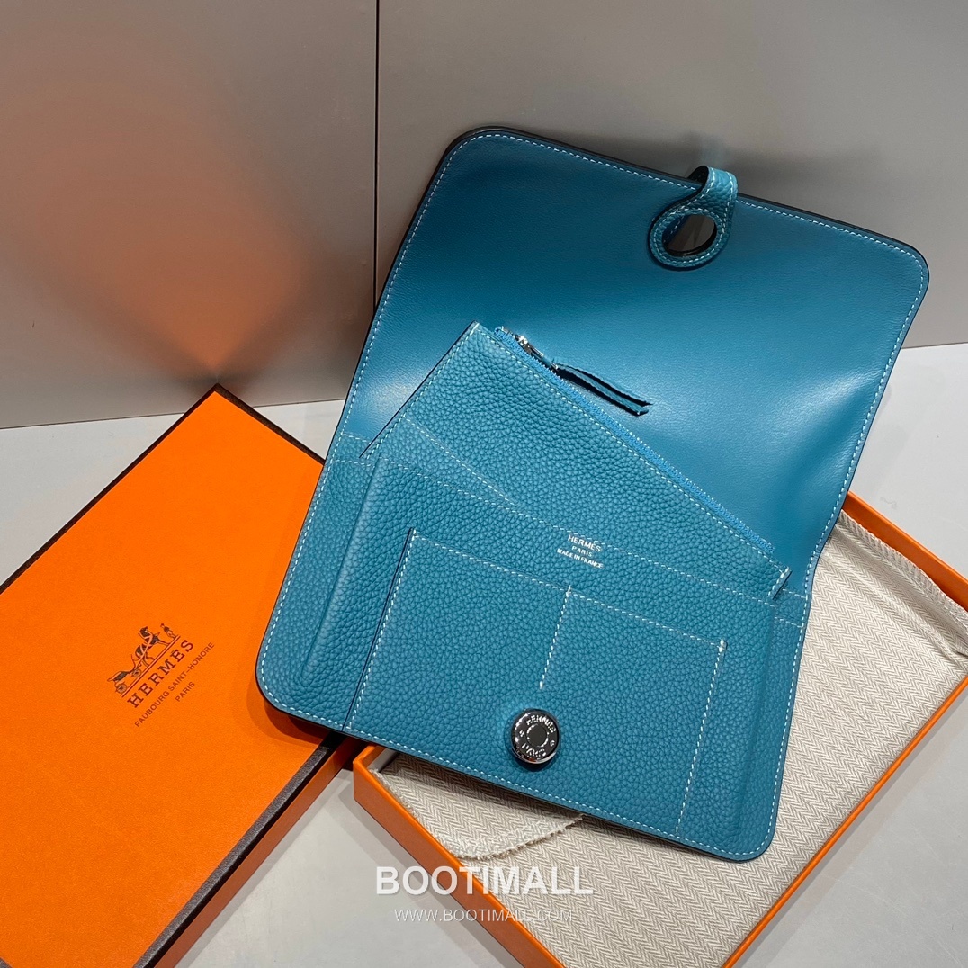 Hermes Togo Passport Holder Denim Blue Leather Wallet 에르메스 토고 여권지갑 475209Q 데님 블루 레더 20cm 4