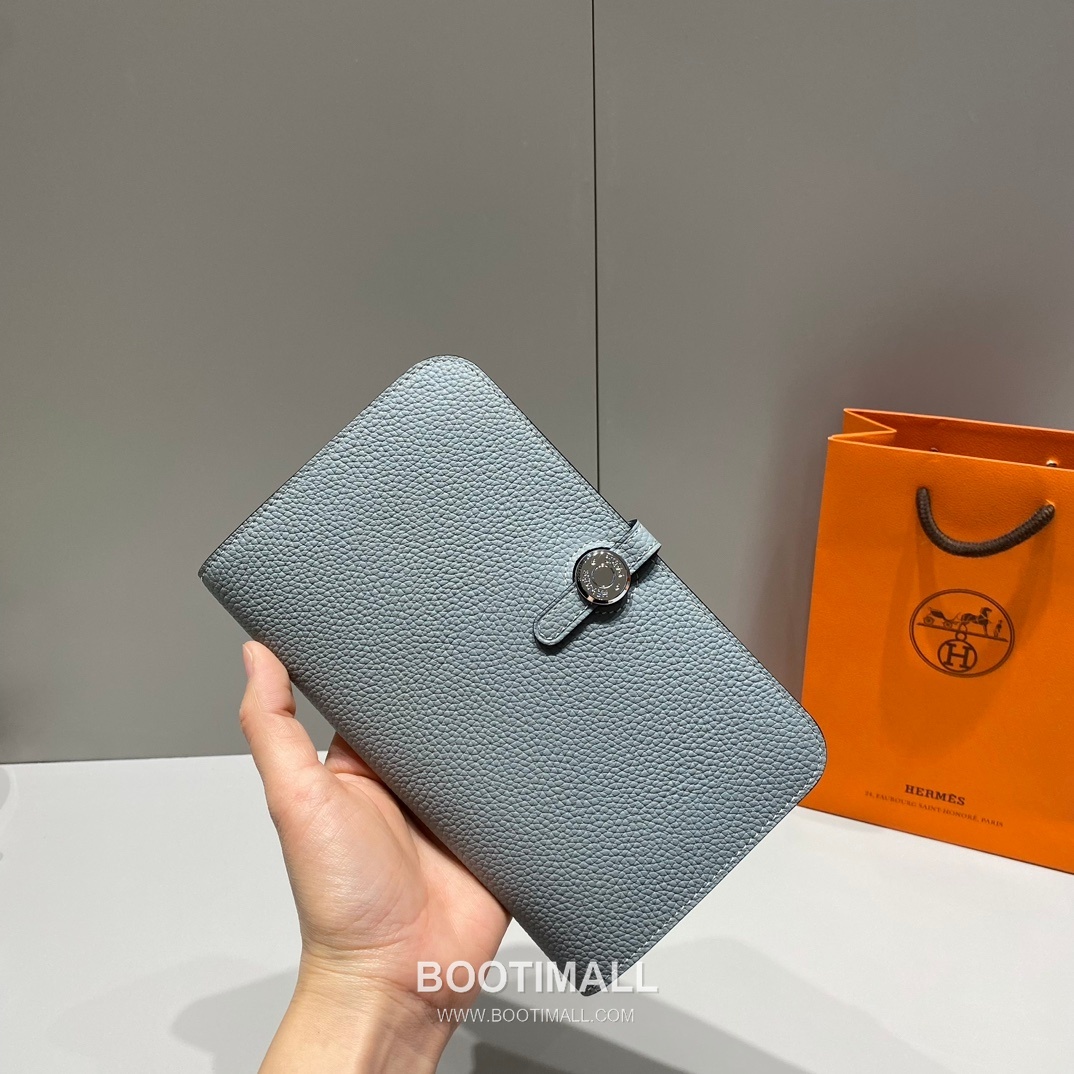 Hermes Togo Passport Holder Linen Blue Leather Wallet 에르메스 토고 여권케이스 린넨 블루 레더 지갑 20cm 1