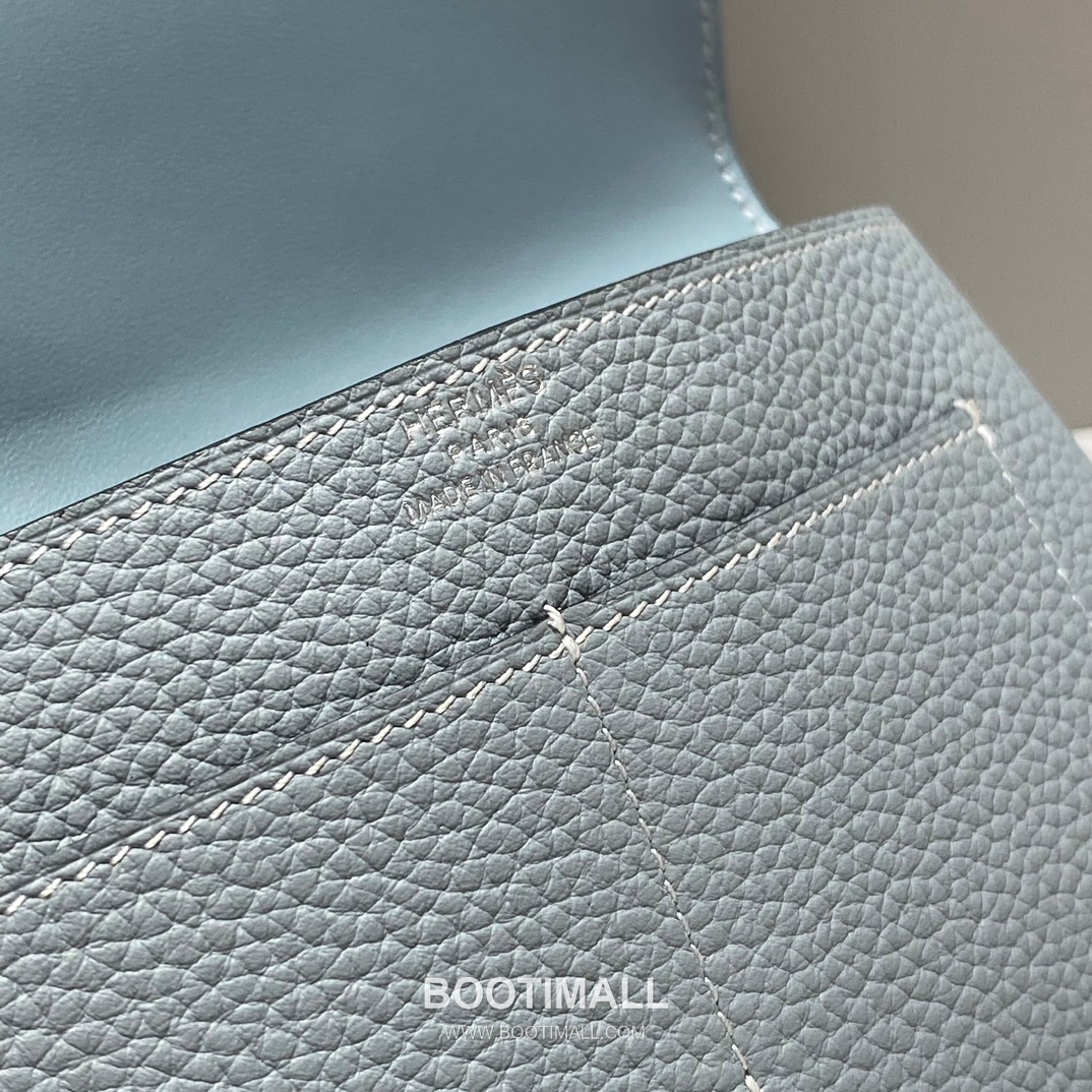 Hermes Togo Passport Holder Linen Blue Leather Wallet 에르메스 토고 여권케이스 린넨 블루 레더 지갑 20cm 7