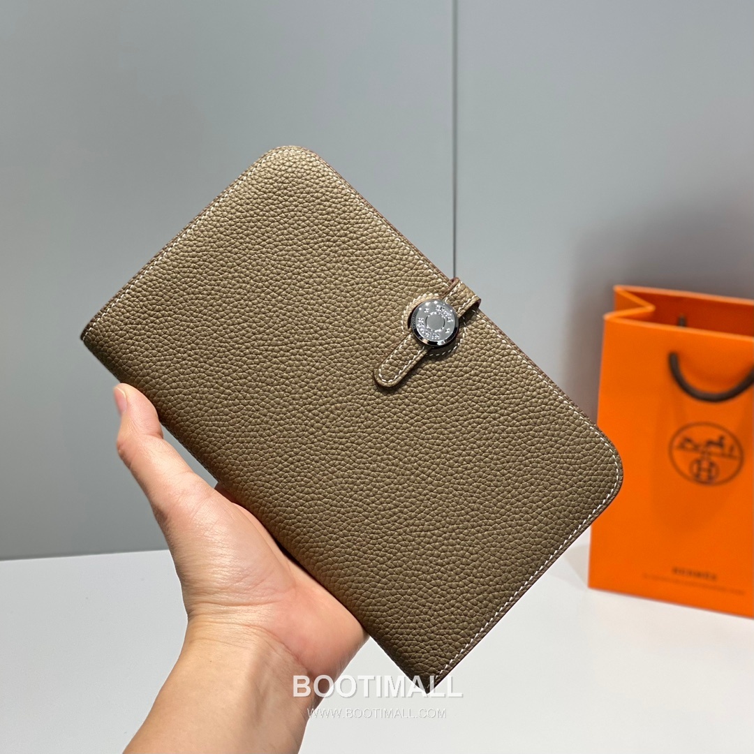 Hermes Togo Leather Passport Holder Elephant Grey Wallet 에르메스 토고 레더 여권 케이스 엘리펀트 그레이 지갑 20cm 5