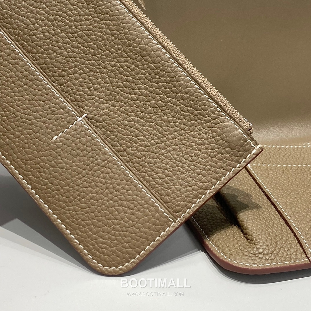 Hermes Togo Leather Passport Holder Elephant Grey Wallet 에르메스 토고 레더 여권 케이스 엘리펀트 그레이 지갑 20cm 8