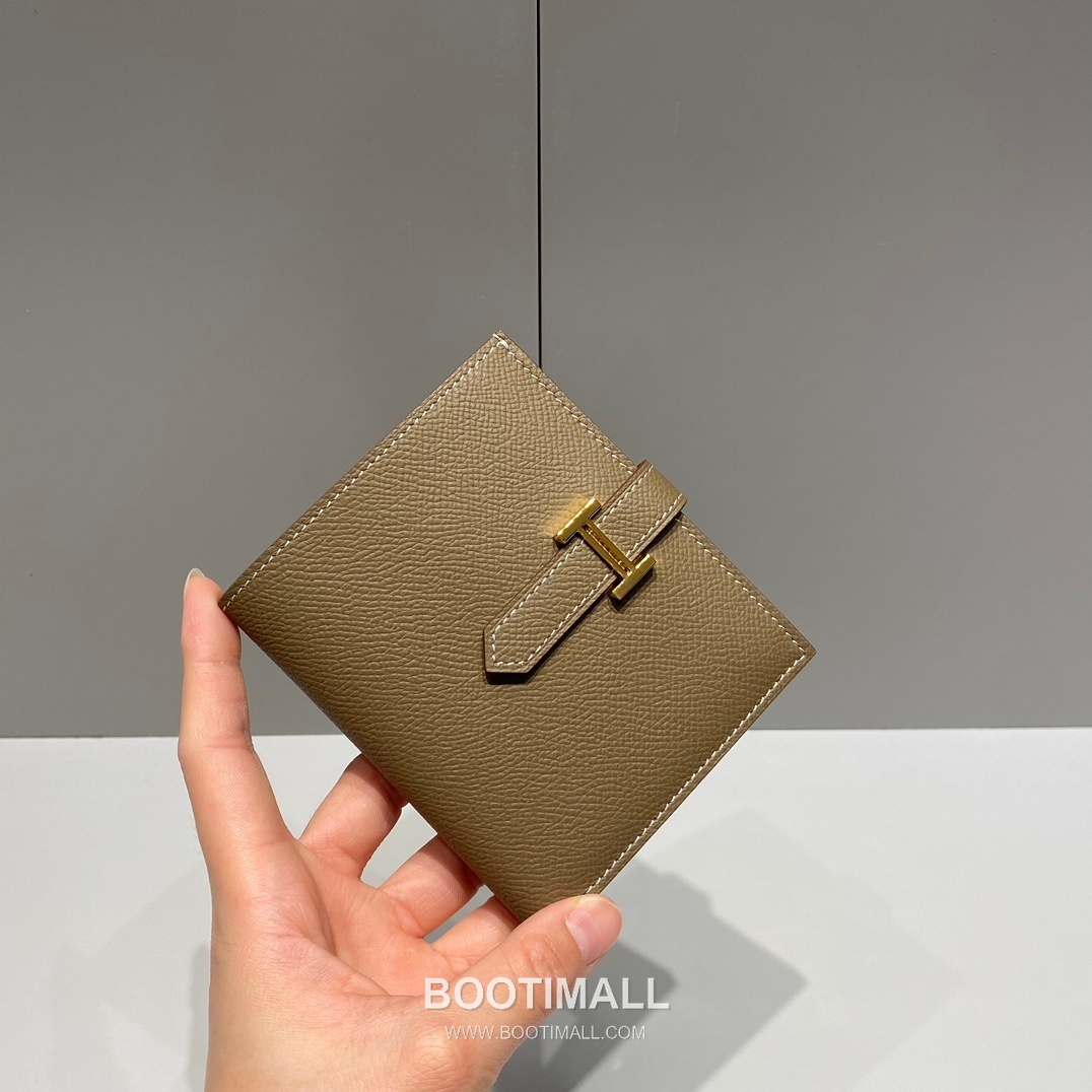 Hermes Epsom Leather Bi-Fold Wallet Elephant Grey 에르메스 엡솜 레더 반지갑 엘리펀트 그레이 1