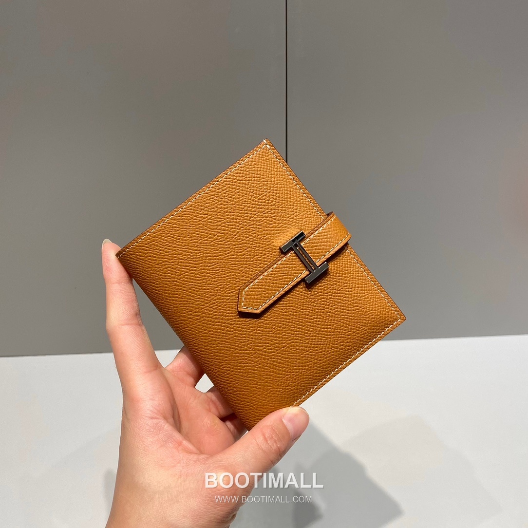 Hermes Epsom Leather Bi-Fold Wallet Elephant Grey 에르메스 엡솜 레더 반지갑 엘리펀트 그레이 1