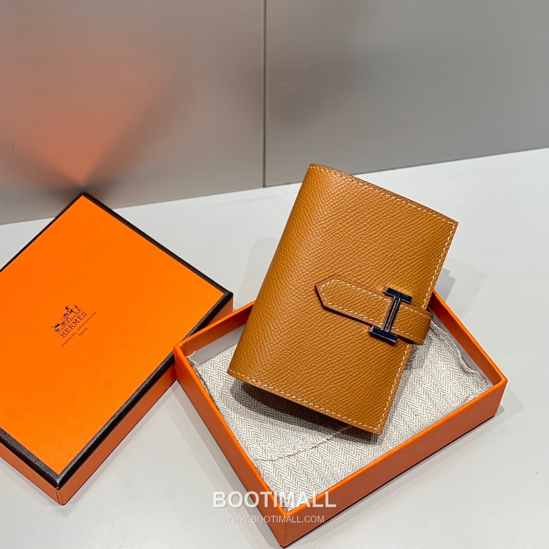 Hermes Epsom Leather Bi-Fold Wallet Gold Brown 에르메스 엡솜 레더 반지갑 골드 브라운 2