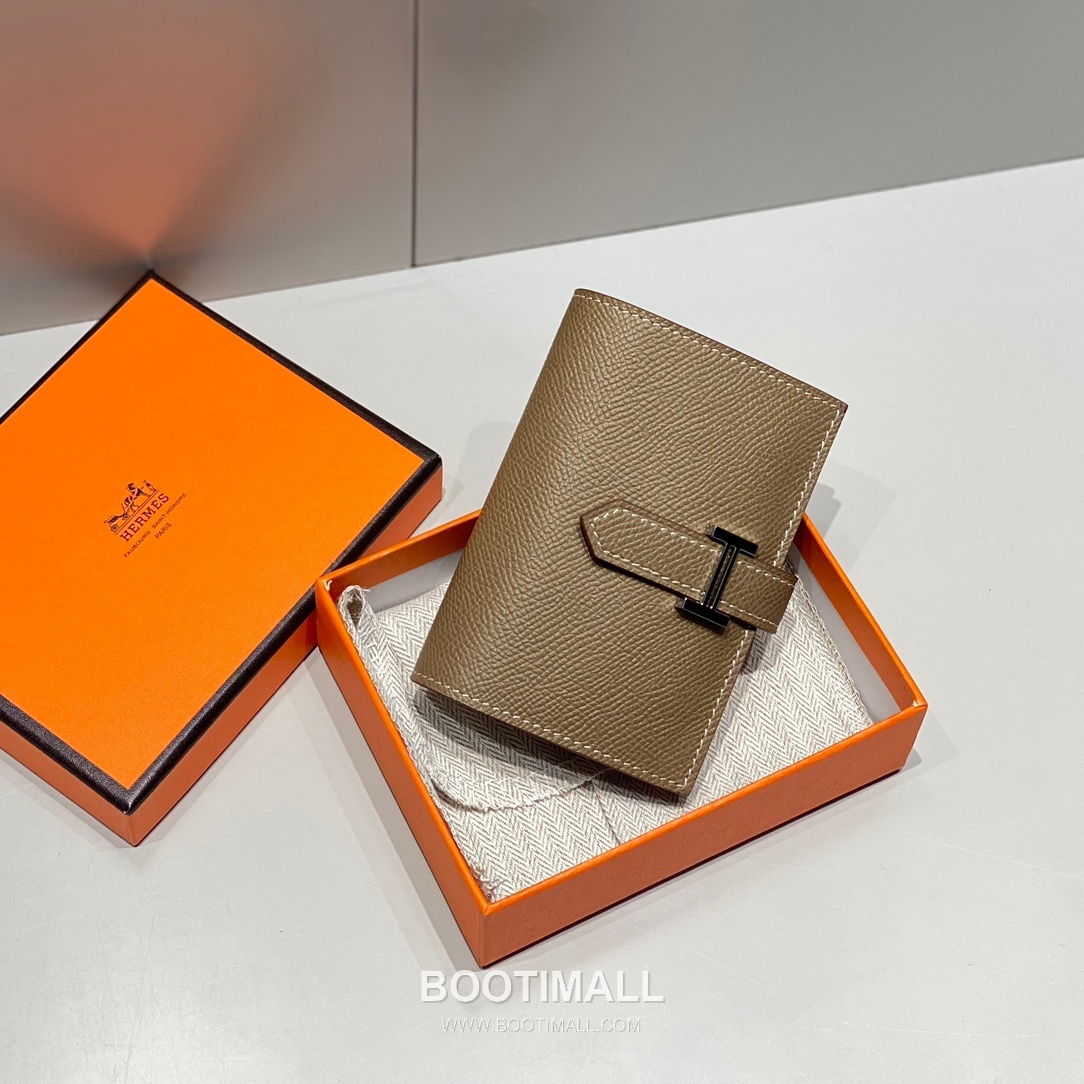 Hermes Epsom Leather Bi-Fold Wallet Gold Brown 에르메스 엡솜 레더 반지갑 골드 브라운 2