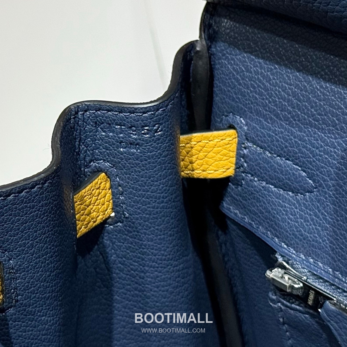 Hermes Birkin 25 Navy Blue Jaune Amber Togo Leather Handbag 에르메스 버킨 25 네이비 블루 존 앰버 토고 레더 핸드백 25cm 10