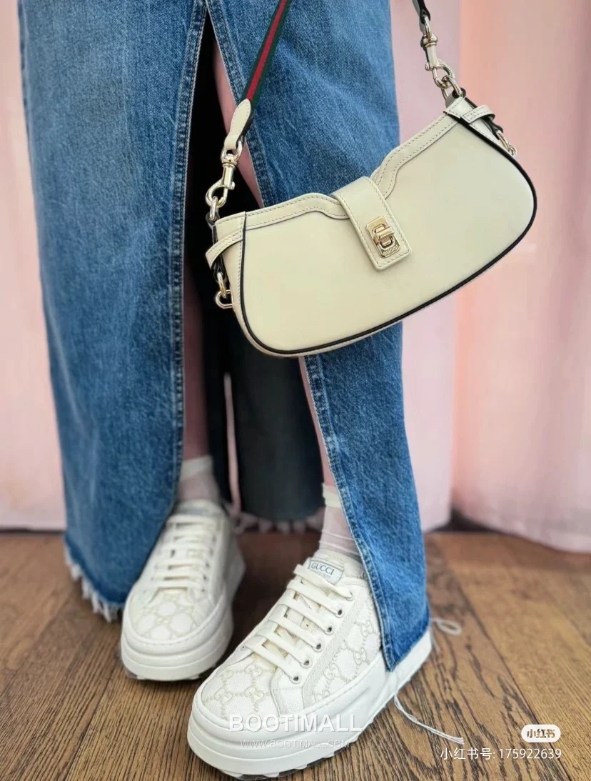 Gucci White Leather Underarm Shoulder Bag 구찌 786015 화이트 레더 언더암 숄더백 25cm 4