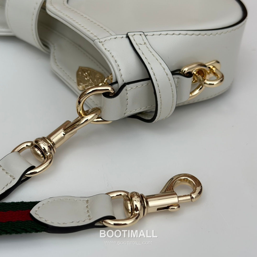 Gucci White Leather Underarm Shoulder Bag 구찌 786015 화이트 레더 언더암 숄더백 25cm 18