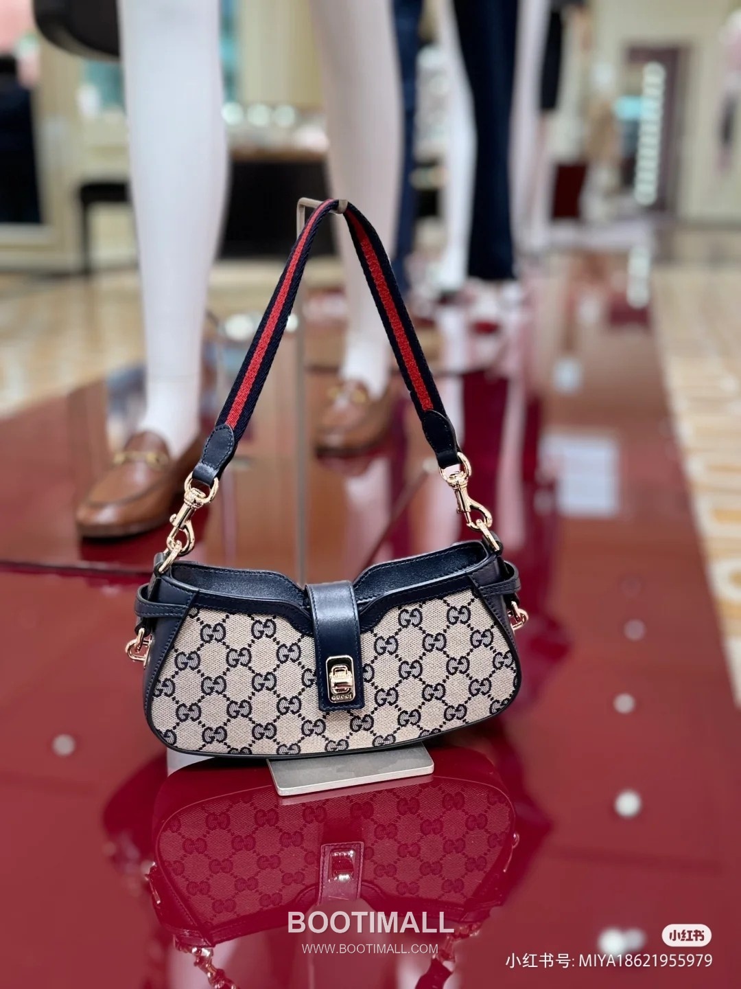Gucci Jackie 1961 Mini GG Canvas Black Leather Shoulder Bag 구찌 재키 1961 미니 786015 GG 캔버스 블랙 레더 숄더백 21cm 3