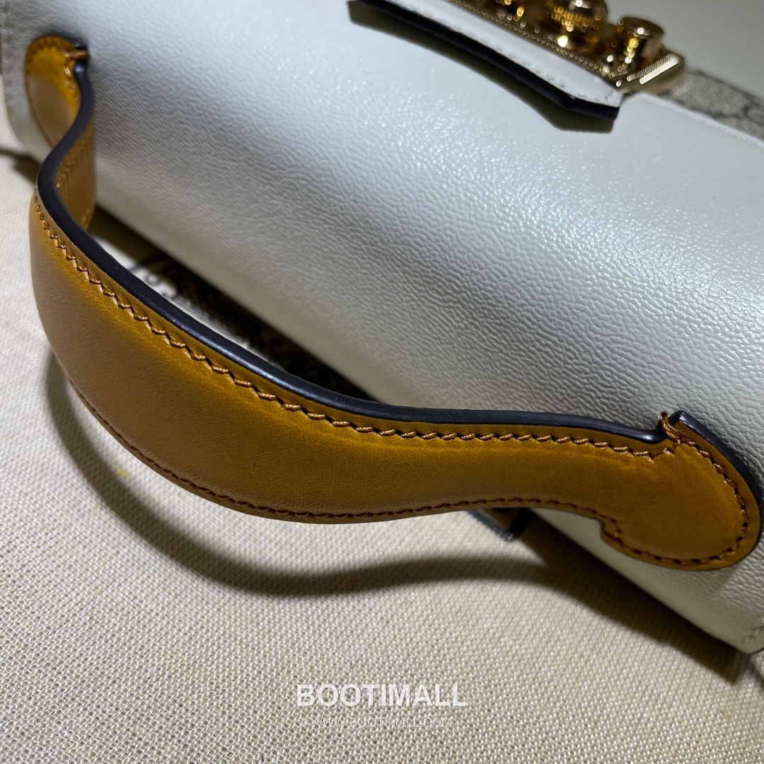 Gucci Padlock GG Supreme Canvas White Leather Yellow Strap Shoulder Bag 구찌 패들락 GG 수프림 캔버스 화이트 레더 옐로우 스트랩 숄더백 20cm 12