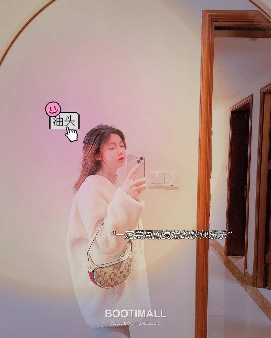 Gucci GG Canvas Leather Trim Half Moon Shoulder Bag 구찌 GG 캔버스 레더 트리밍 하프문 숄더백 658551 4