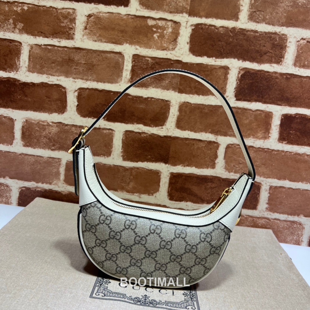 Gucci GG Canvas Leather Trim Half Moon Shoulder Bag 구찌 GG 캔버스 레더 트리밍 하프문 숄더백 658551 9