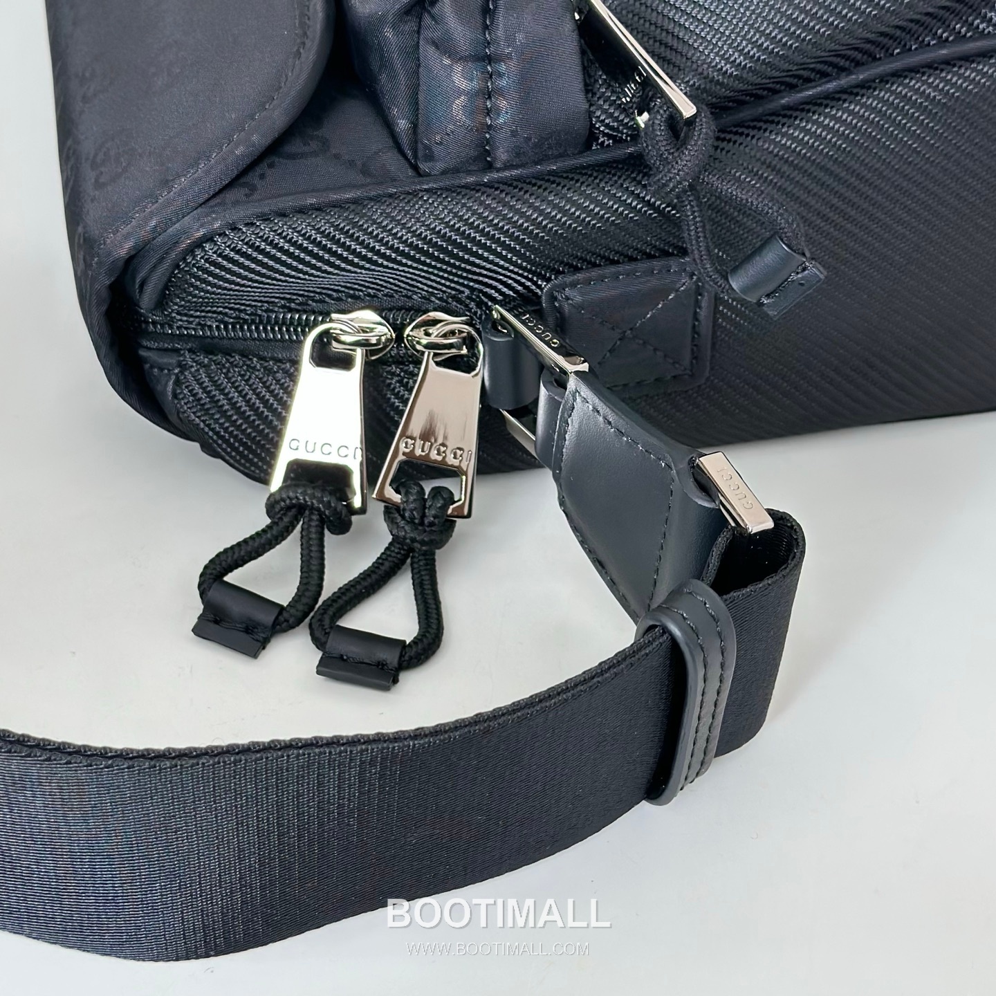 Gucci GG Monogram Black Nylon Leather Crossbody Bag 구찌 816820 GG 모노그램 블랙 나일론 레더 크로스백 20cm 9