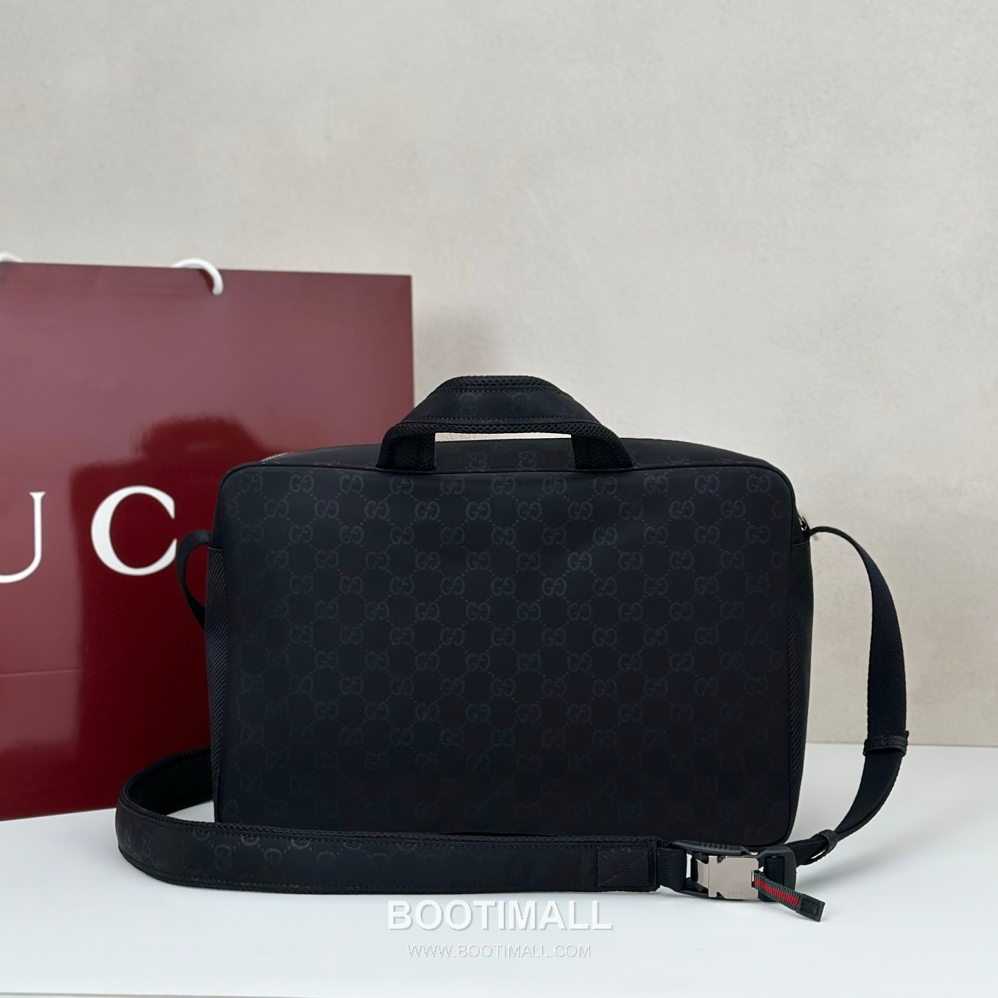 Gucci GG Messenger Bag 834474 Black Nylon Leather Crossbody Bag 구찌 834474 메신저백 블랙 나일론 레더 크로스백 28cm 4