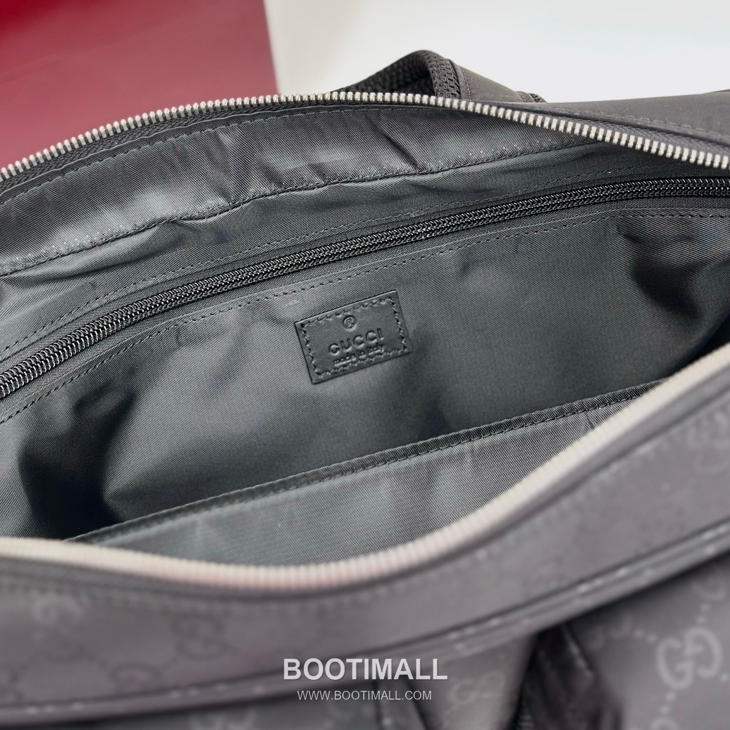 Gucci GG Messenger Bag 834474 Black Nylon Leather Crossbody Bag 구찌 834474 메신저백 블랙 나일론 레더 크로스백 28cm 7